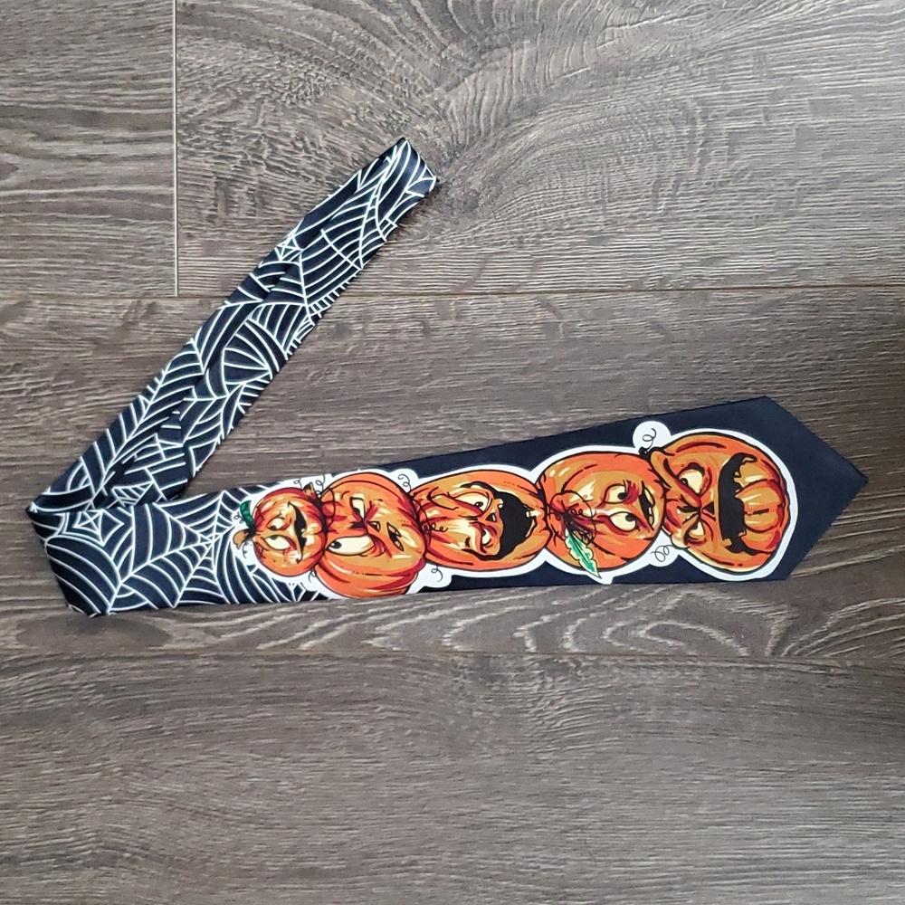 Halloween Jack-O-Lantern Tie Pumpkin & Spider Web design